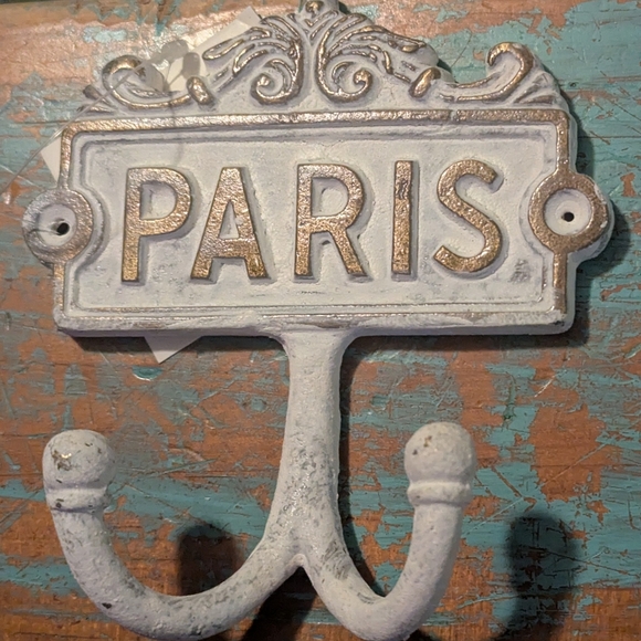 New Metal Parisian Elegance Wall Hook in Cream and Gold 4.5" - Picture 1 of 4